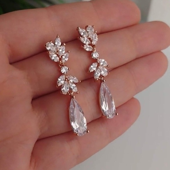 Crystal Necklace & Earrings Bridal Set | Rose Gold Cubic Zirconia Jewelry - Picture 5 of 5